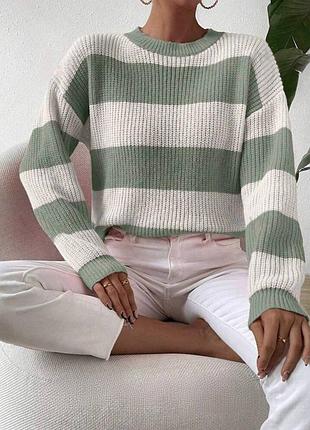 Модний светр в смужку 5