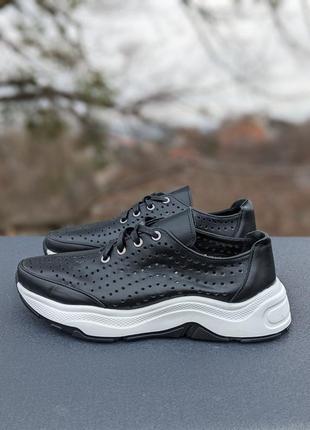 Кроссовки 41-42, 43-44 р сникеры перфорация