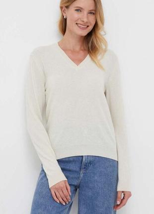 Свитер шерстяной