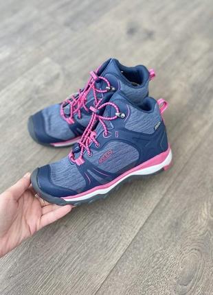 Ботинки деми оригинал keen гг.32/33