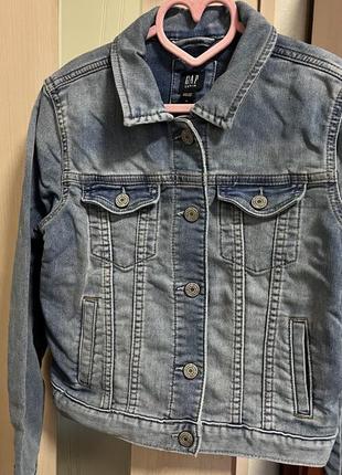 Джинсова куртка