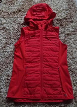 Женская жилетка