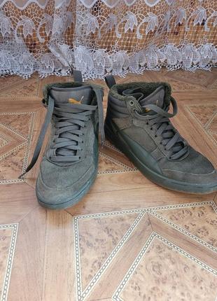 Продам зимние кроссовки puma