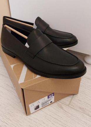 Туфлі . лофери zara