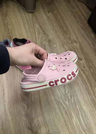 Crocs 5