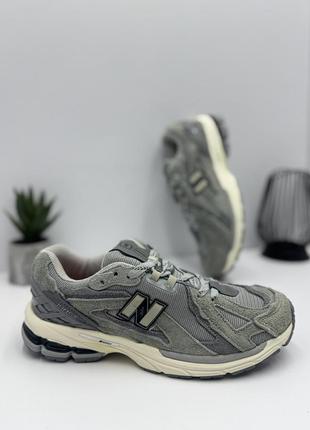 Чоловічі кросівки new balance 1906