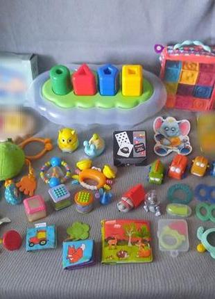Игрушки от 0 до 1,5рока.