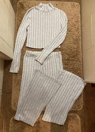 Костюм жіночий сірий штани кльош топ та штани спортивний одяг