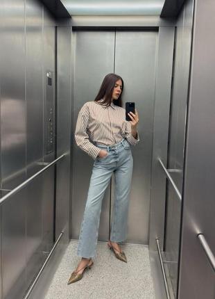 Блакитні джинси з високою посадкою zara
