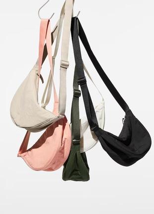 Сумка бананка uniqlo