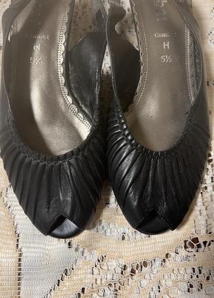 Босоножки женские