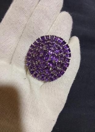 Розкішна каблучка з натуральними аметистами