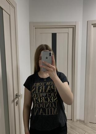 Футболка victoria’s secret(оригінал)