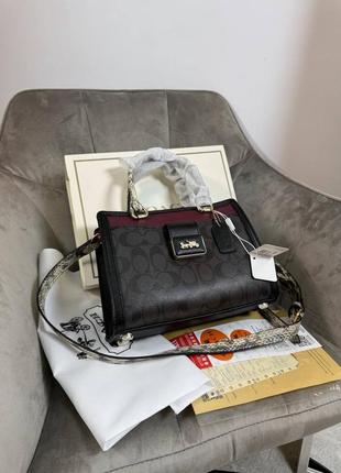 Жіноча шкіряна сумка coach