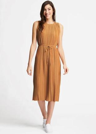 Солнечное платье плиссе uniqlo.m (46-48)