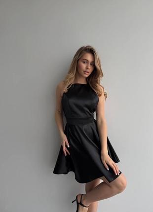 Женское невероятное сексуальное платье праздничное / романтичное миди платье качественный атлас / черное платье из атласа