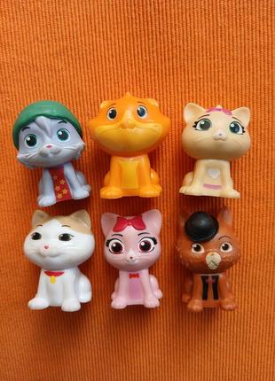 Набор фигурок коты 44 cats от rainbow antoniano