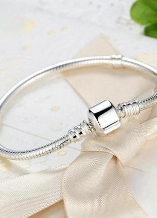 Гарний жіночий браслет під бренд pandora