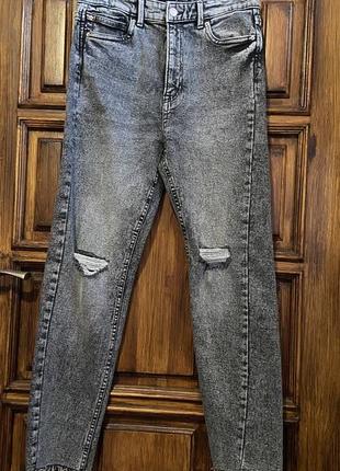 Джинси slim mom stradivarius