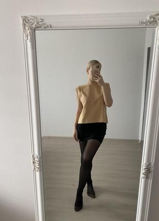 Безрукавка бежеве zara