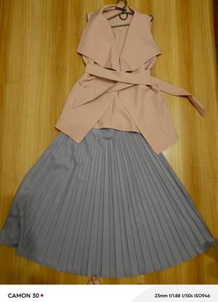Юбка плиссе светло серое лето