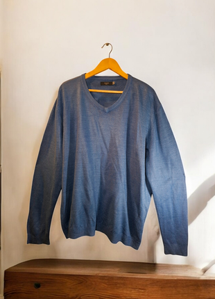 Чоловічий светр великого розміру