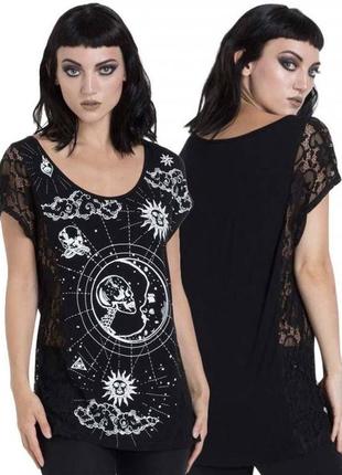 Футболка с кружевными вставками