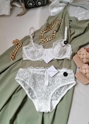 Дуже гарний мереживний комплект білизни на кісточках