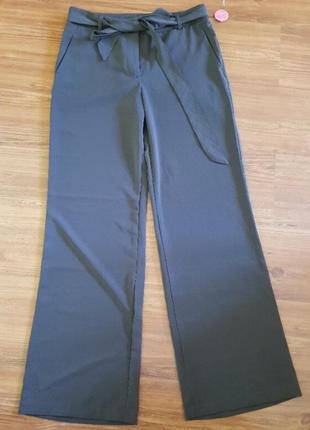 Брюки широкие