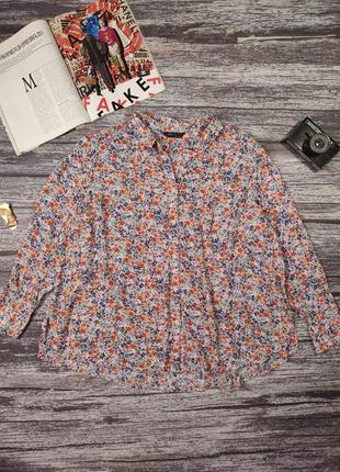 Блуза в квітковий принт