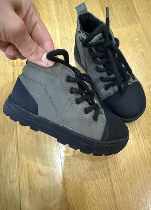 Сапожки детские zara 25 размер