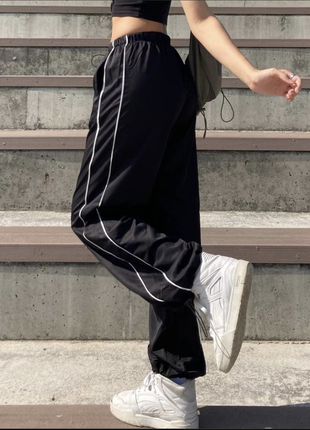Модные черные женские брюки дивидед divided h&m black 2 wht, размер s, оригинал