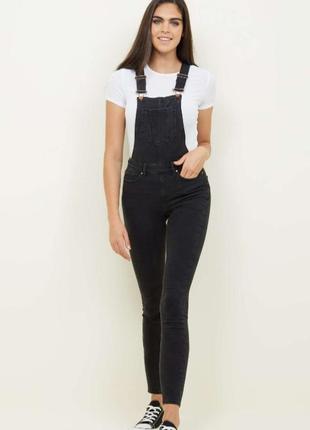 Джинсовый комбинезон new look denim