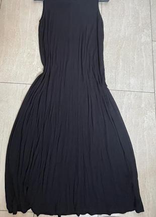 Длинное трикотажное платье в пол