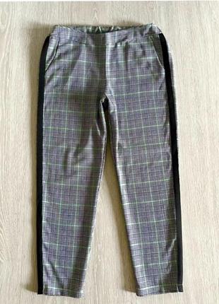Primark брючки з лампасами.