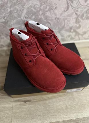 Красные ботинки ugg neumel red 3236-sbr, оригинальные ботинки ugg, угги красные