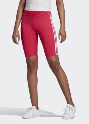 Шорты adidas в велосипедном стиле