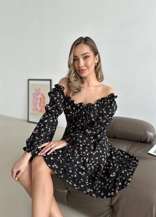 Платье в цветочный принт с длинными рукавами и воланами по низу9 фото