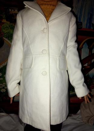 Пальто на девочку