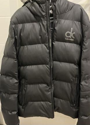 Зимова куртка calvin klein