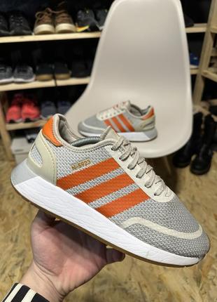 Кросівки adidas iniki