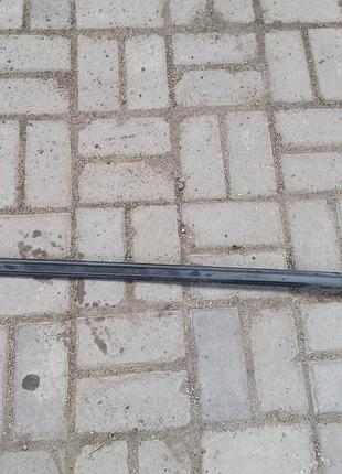Молдинг переднього крила правого g550 w463 19-чорний з хромом, зламаний відбивач a4636983000