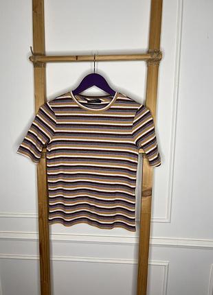 Футболка жіноча