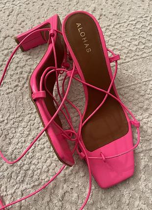 Босоніжки іспанія натуральна шкіра