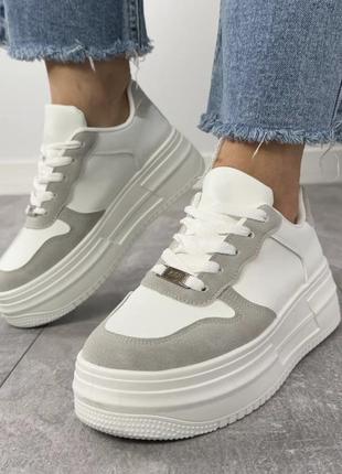 Стильные кроссовки 👟