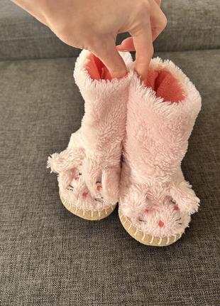 Капці тапки чобітки дитячі carters