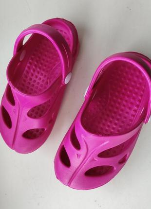 Крокси  нові дитячі , розмір 25-26.