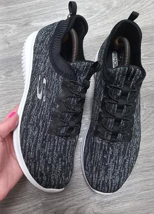 Мужские кроссовки skechers