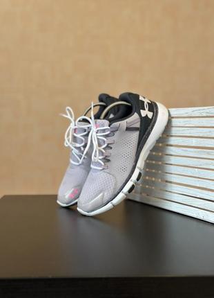 Кроссовки under armour