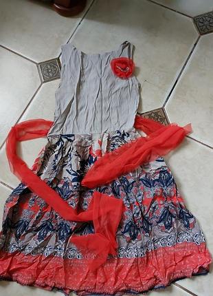 Платье очень легкое и приятное к телу